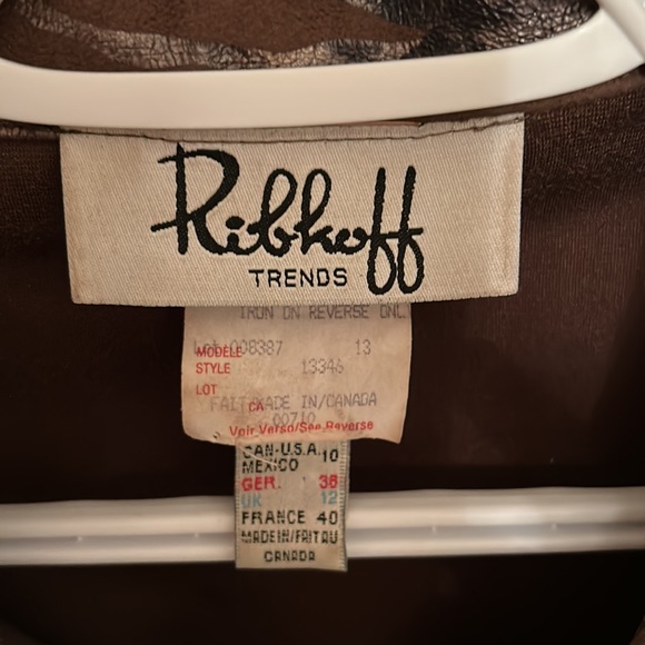 Stylish Joseph Ribkoff zippered jacket - Picture 2 of 3